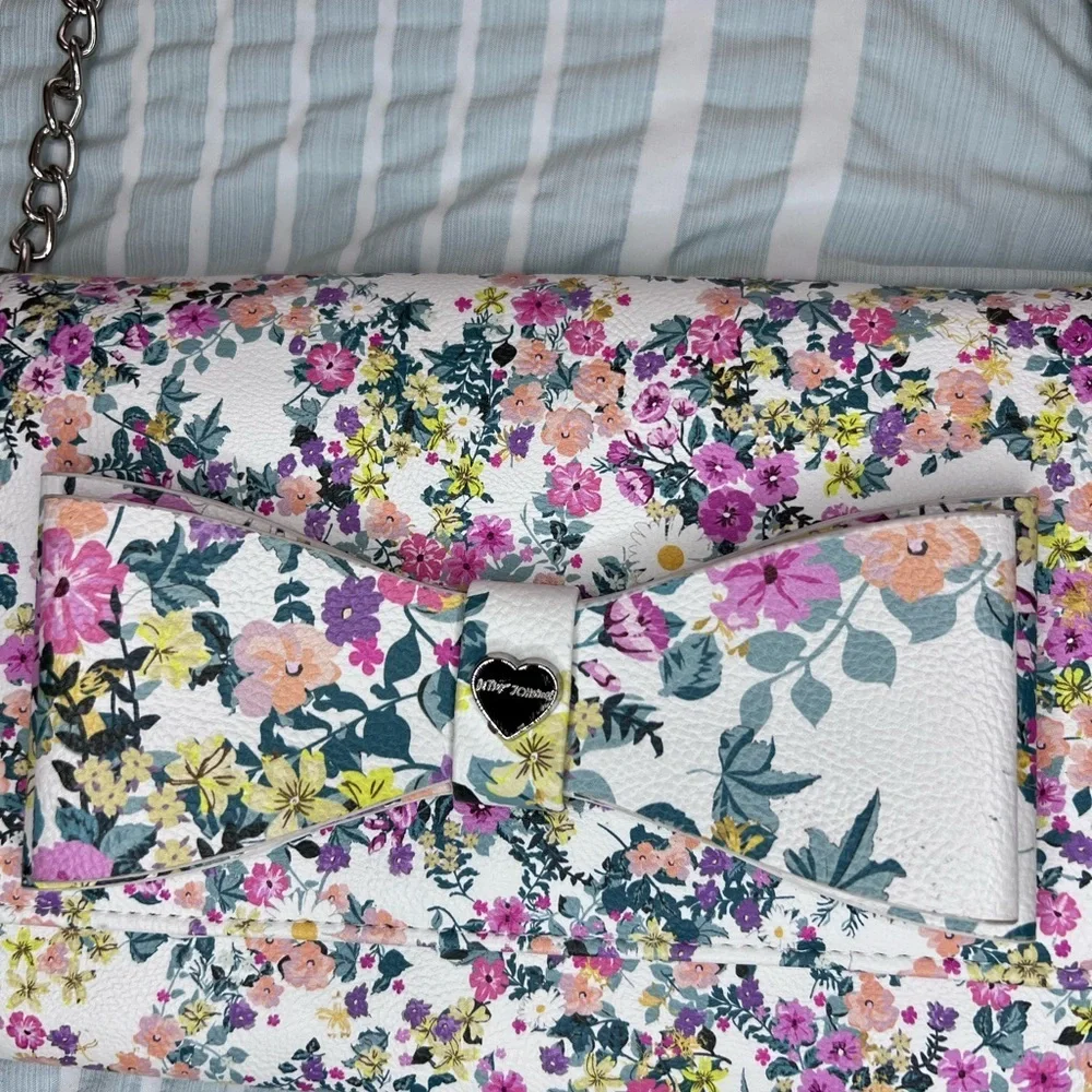 Betsey Johnson Floral Crossbody Bag.